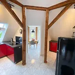 Weinquartier Gruene 70 Qm Kamin Kueche Parkplatz Turmzimmer * Naumburg