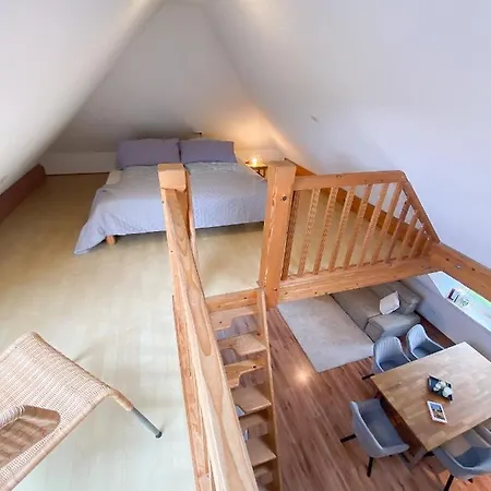 Weinquartier Gruene 70 Qm Kamin Kueche Parkplatz Turmzimmer
