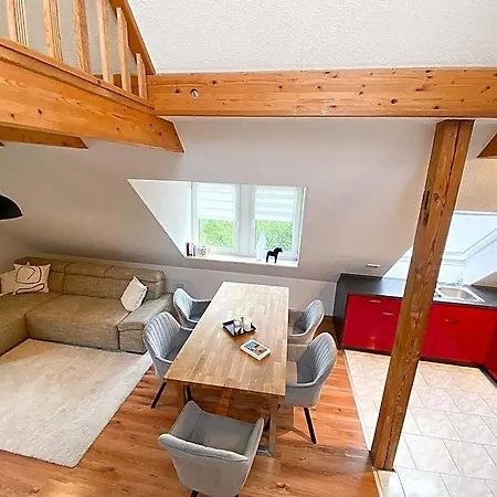Apartment Weinquartier Gruene 70 Qm Kamin Kueche Parkplatz Turmzimmer
