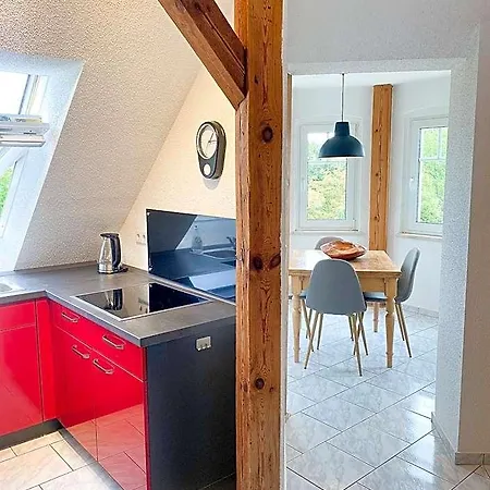 Weinquartier Gruene 70 Qm Kamin Kueche Parkplatz Turmzimmer Naumburg (Saale)