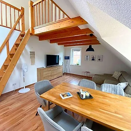Apartment Weinquartier Gruene 70 Qm Kamin Kueche Parkplatz Turmzimmer Naumburg (Saale)