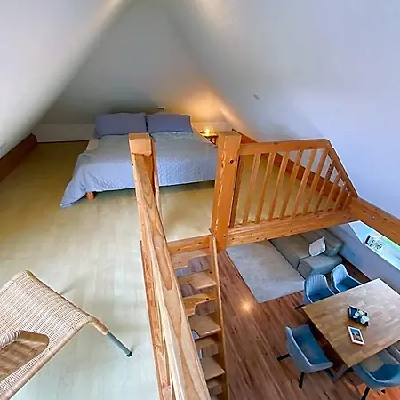 Weinquartier Gruene 70 Qm Kamin Kueche Parkplatz Turmzimmer Apartment *