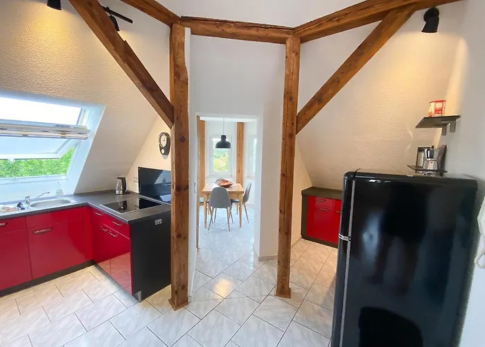 Weinquartier Gruene 70 Qm Kamin Kueche Parkplatz Turmzimmer * Naumburg