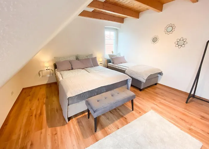 Apartman Weinquartier Gruene 70 Qm Kamin Kueche Parkplatz Turmzimmer *