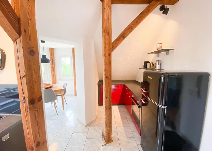 Weinquartier Gruene 70 Qm Kamin Kueche Parkplatz Turmzimmer