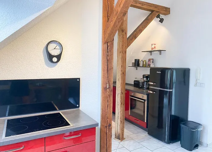 Weinquartier Gruene 70 Qm Kamin Kueche Parkplatz Turmzimmer Apartman