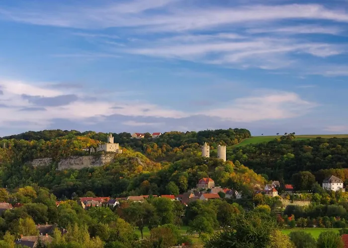 Weinquartier Gruene 70 Qm Kamin Kueche Parkplatz Turmzimmer Apartman